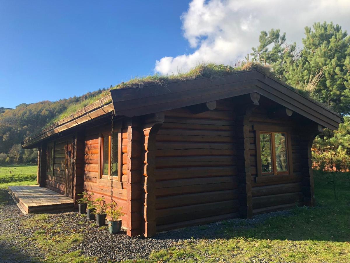 Log Home Village Ulverston Εξωτερικό φωτογραφία